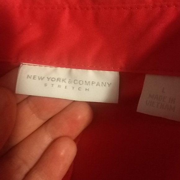 DRESS Button Down - Picture 2 of 2